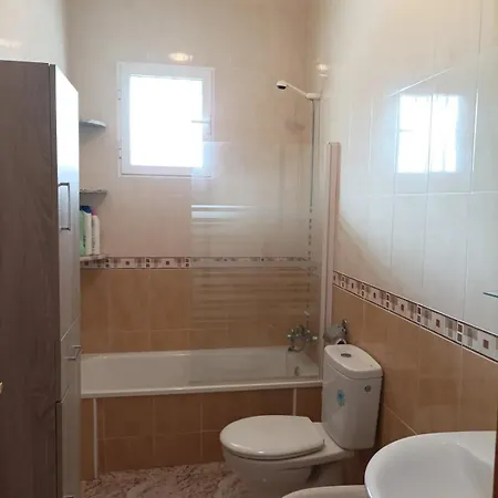 Turistico Con 2 * Torrevieja