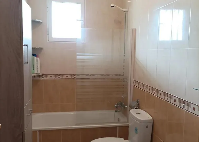 Turistico Con 2 * Torrevieja